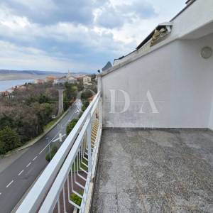 Jadranovo dvosobni stan 150m od mora