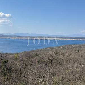 Jadranovo-Dvosobni stan na prvom katu sa otvorenim pogledom