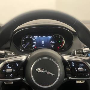 Jaguar E-Pace 2.0 SE MHEV - 3 godine jamstva