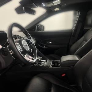 Jaguar E-Pace 2.0 SE MHEV - 3 godine jamstva