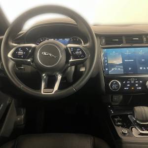 Jaguar E-Pace 2.0 SE MHEV - 3 godine jamstva