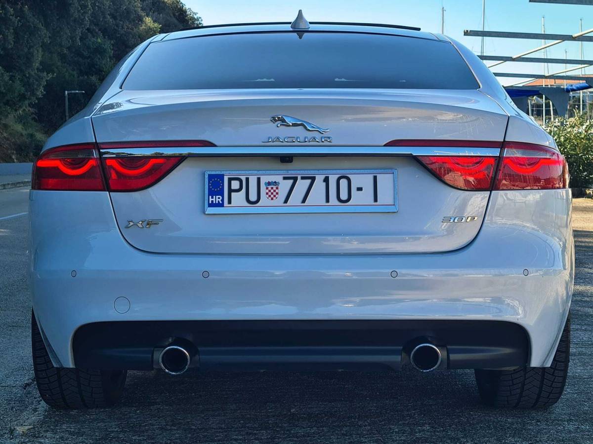 JAGUAR  XF 3.0 D      Prestige (zamjena za SUV)