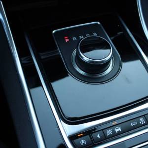 Jaguat XE 2.0D AWD AUTOMATIK