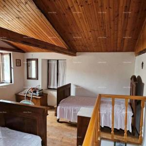 Kamena istarska kuća u Brtonigli