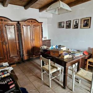 Kamena istarska kuća u Brtonigli