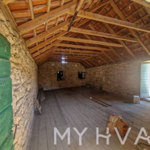 Kamena Kuća u Vrbanju sa Vrtom i Terasom