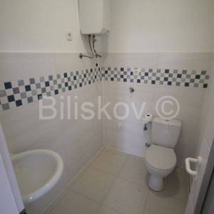 Kaštel Sućurac, renovirana kamena kuća s pogledom na more,195m2