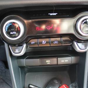 Kia Picanto 1.0 GT Line *NAVIGACIJA, KAMERA*