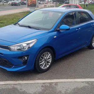KIA Rio 1.2 benzin 2021.g.