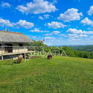 Klijet na velikom i širokom zemljištu!