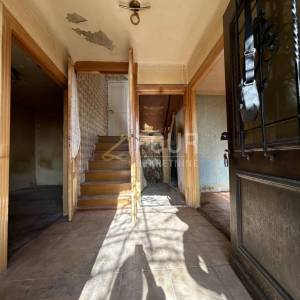 Kostrena, dvojna kuća - starina, 115m2