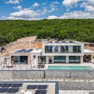 Kostrena - Ekskluzivna samostojeća vila s unutarnjim i vanjskim bazenom