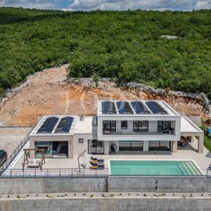 Kostrena - Ekskluzivna samostojeća vila s unutarnjim i vanjskim bazenom