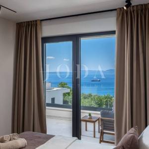 Kostrena - Ekskluzivna samostojeća vila s unutarnjim i vanjskim bazenom