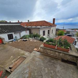 Kostrena, kuća u nizu s pogledom na more