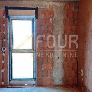 Kostrena, kvalitetna novogradnja, 140.85m2, 3s+db, terasa