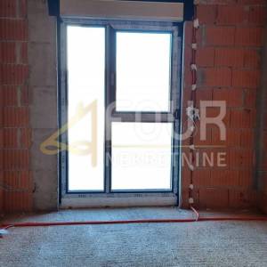 Kostrena, kvalitetna novogradnja, 166.46m2, dvoetažni 3s+db, bazen