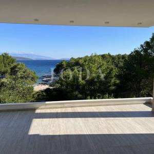 Krk - penthouse s pogledom na more i krovnom terasom
