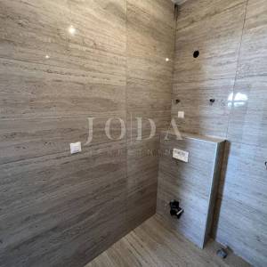 Krk - penthouse s pogledom na more i krovnom terasom