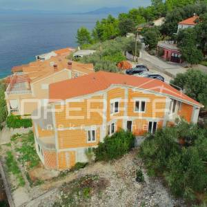 Kuća 50 m do mora - Investicijska prilika na Korčuli