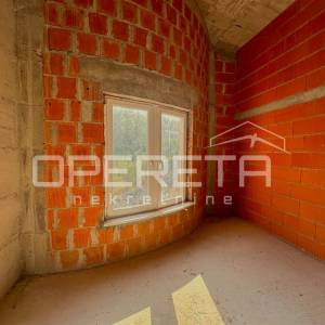 Kuća 50 m do mora - Investicijska prilika na Korčuli