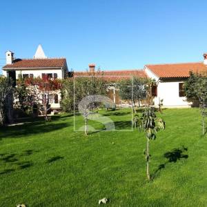 Kuća Kavran - 2 stambene jedinice-garaža-pogled more