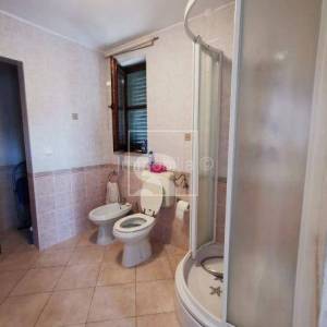 Kuća Kavran - 2 stambene jedinice-garaža-pogled more