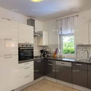 Kuća s bazenom! Medulin. Blizina mora i Mukalbe.