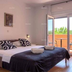 Kuća s bazenom! Medulin. Blizina mora i Mukalbe.