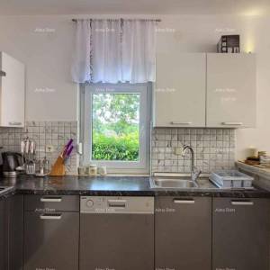 Kuća s bazenom! Medulin. Blizina mora i Mukalbe.