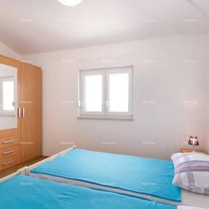 Kuća s bazenom, VALBANDON 2 km do centra Fažane