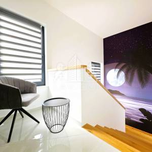 Kuća s bazenom Vir – prodaja, novogradnja blizu mora