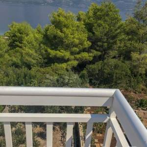 Kuća s pogledom na more u Sućurju