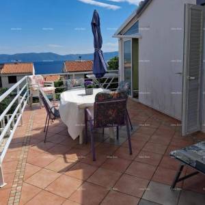 Kuća s pogledom na more u Ravni