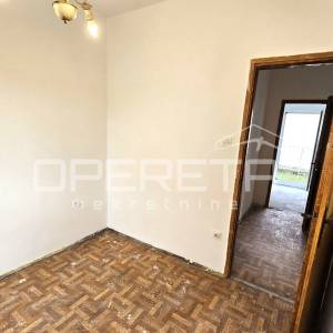 Kuća s potencijalom, Katuni, Šestanovac