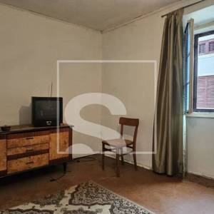 Kuća s terasom, garažom i visokim potkrovljem u Vodnjanu