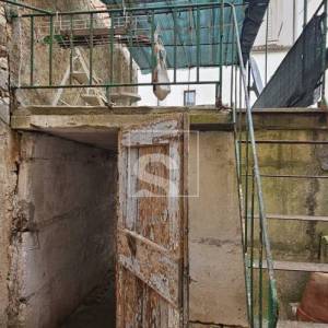 Kuća s terasom, garažom i visokim potkrovljem u Vodnjanu