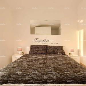 Kuća sa 3 Stana i velikom vrtom u Ližnjanu