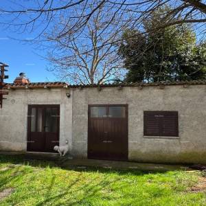 Kuća u centru Marčane s 2 stana, konobom i radionom