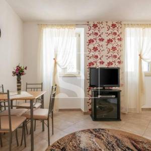 Kuća Vodnjan - 8 spavaćih soba, bazen, pogled na more