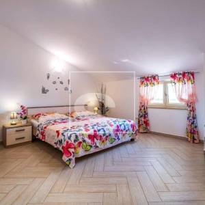 Kuća Vodnjan - 8 spavaćih soba, bazen, pogled na more