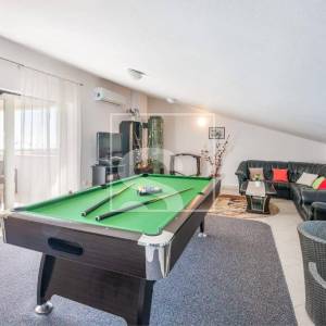 Kuća Vodnjan - 8 spavaćih soba, bazen, pogled na more