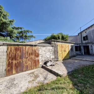 Kuća za adaptaciju nedaleko od centra Barbana