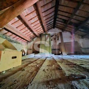 Kuća za adaptaciju nedaleko od centra Barbana