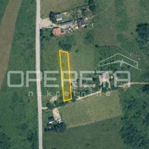 Kuća za obnovu blizu NP Plitvička jezera na parceli 1021 m2