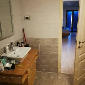 Labin okolica, Kamena kuća s bazenom i velikom okućnicom