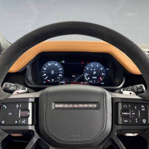 Land Rover Defender 5.0 V8