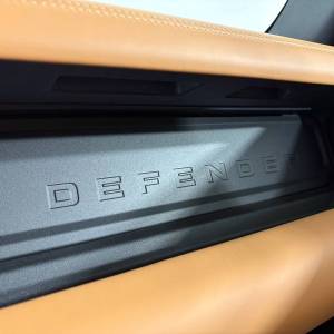 Land Rover Defender 5.0 V8