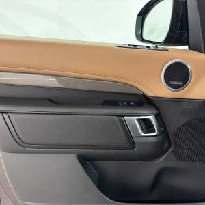 Land Rover Discovery 3.0 R-Dynamic HSE 250 AWD MHEV