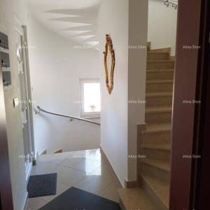 Lijepa kuća u Puli!